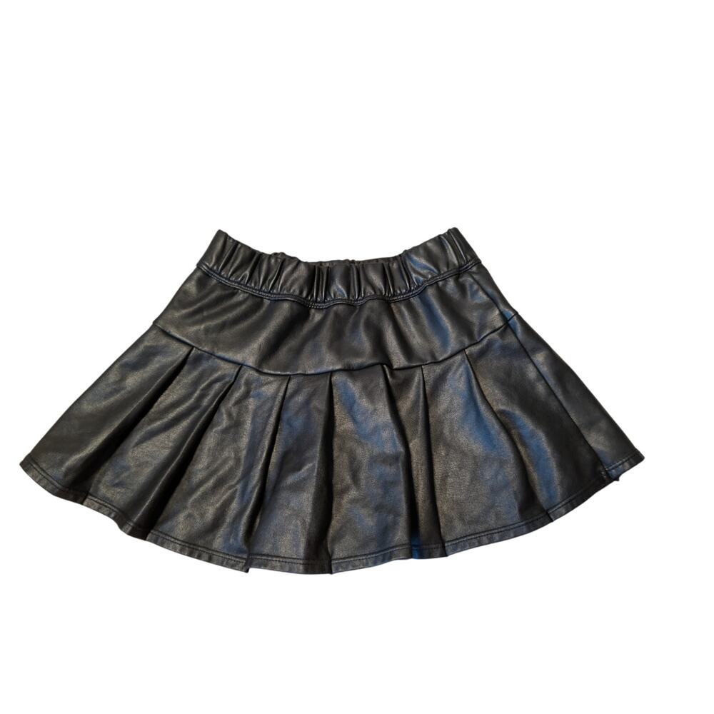 Abercrombie Kids Black Faux Leather Pleated Tennis Skirt Size 5/6 Elastic Waist